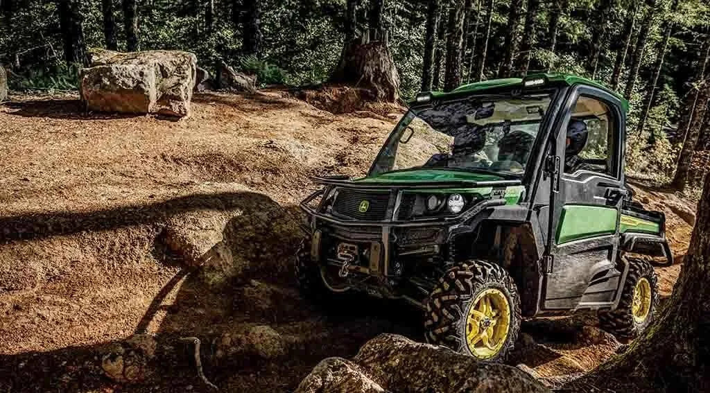 John Deere XUV 835M HVAC Gator™ Utility Vehicle