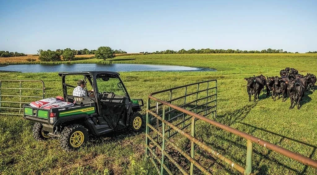 John Deere XUV 835M Gator™ Utility Vehicle
