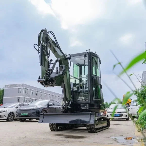 TYPHON TERROR XXV Diesel Mini Excavator 2.7 Ton, 25.1 hp Kubota D1105...