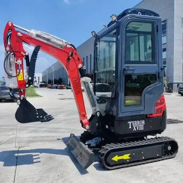 TYPHON TERROR XVIII Mini Excavator 4000lbs KUBOTA D902 + 12 inch BUCKET