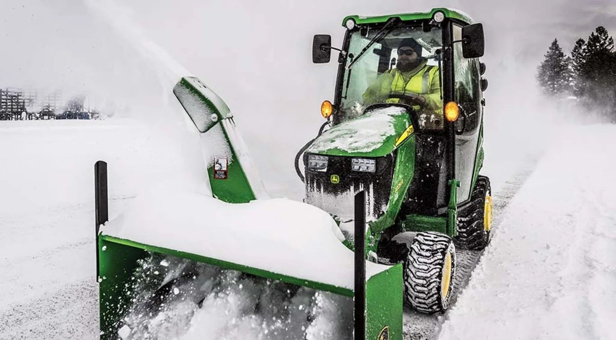 John Deere 1025R Sub-Compact Tractor