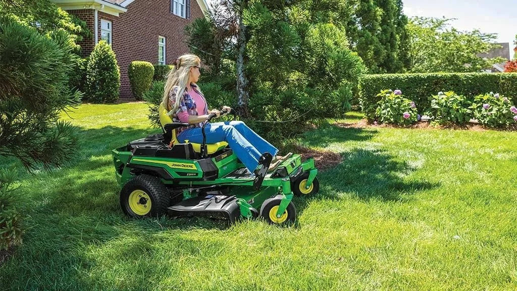 John Deere Z320R ZTrak™ Mower, 42-in. Deck